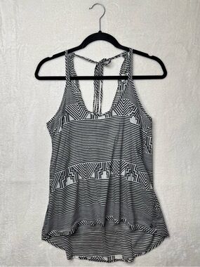 Volcom Summer Strybal Geometric Stripped Cami Tank Top Halter Top 100% Cotton M